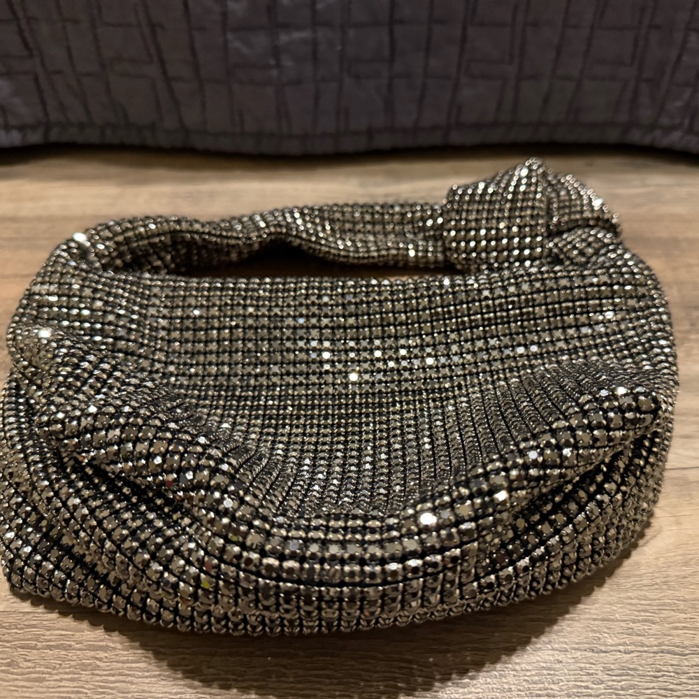Elegant Black and Silver Women's Bag - Picture 2 of 3